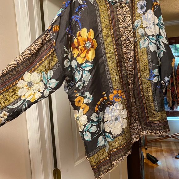 Johnny Was XL - Picture 2 of 3